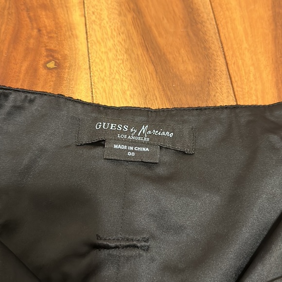 Marciano shorts - Picture 2 of 2